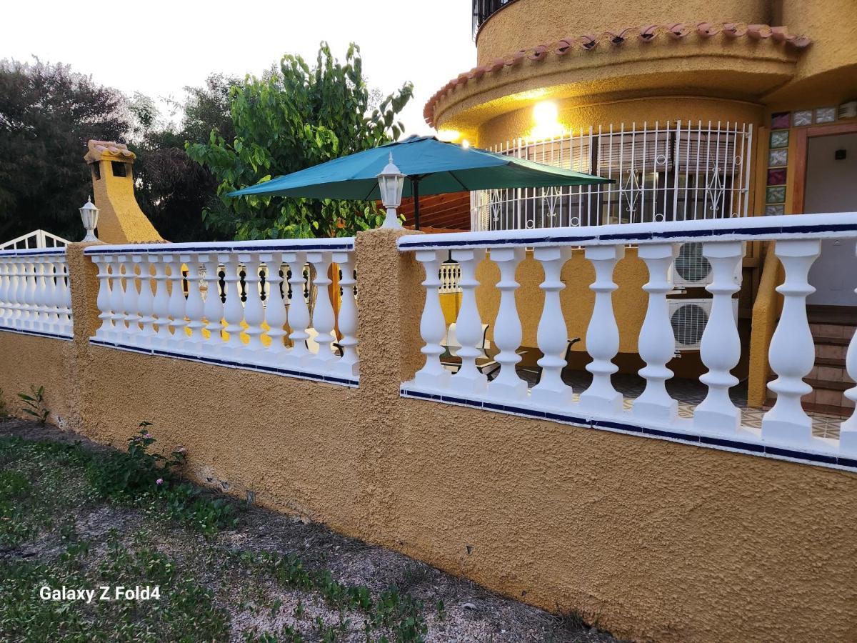 Villa Artep Lujoso Apartamento Con Piscina Comunitaria كارتاخينه المظهر الخارجي الصورة